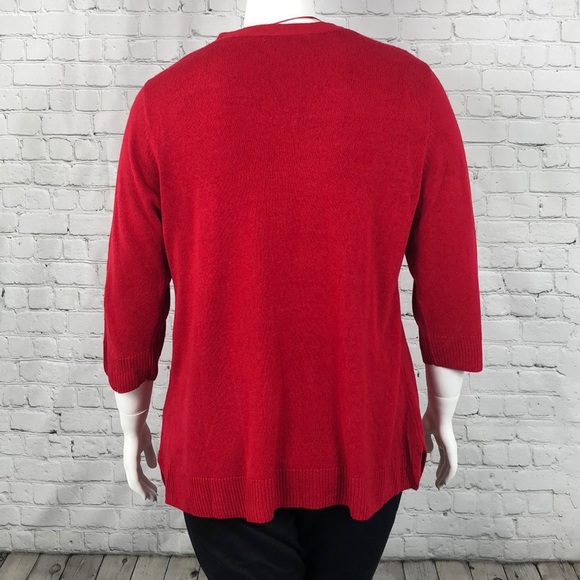 Soft Red V Neck 3/4 Sleeve Sweater Plus Size 1X - Picture 3 of 4